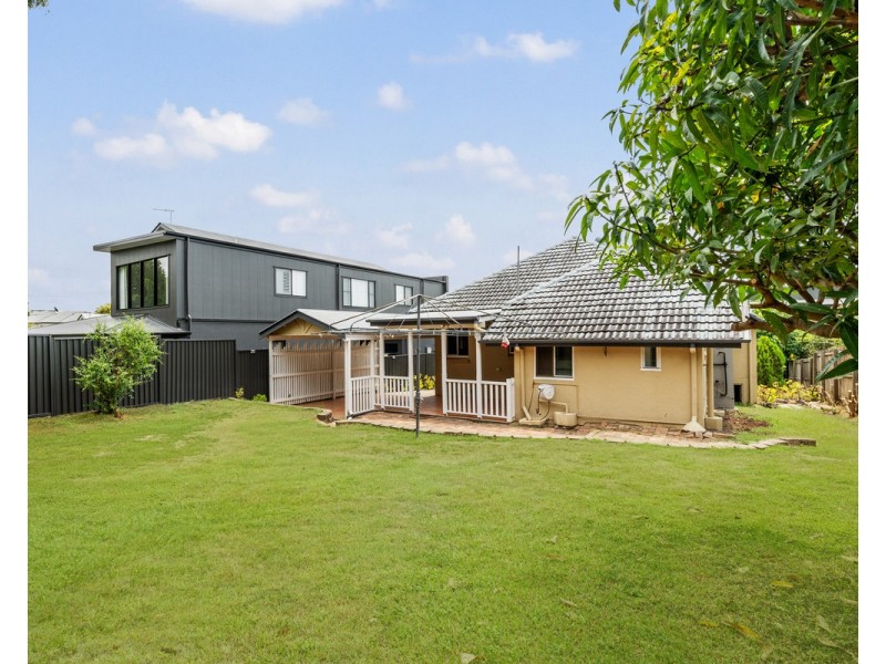 96 Miller Street, Chermside QLD 4032