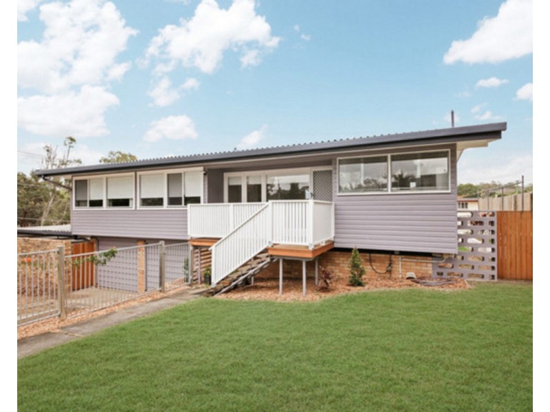 58 Maundrell Terrace, Chermside West QLD 4032