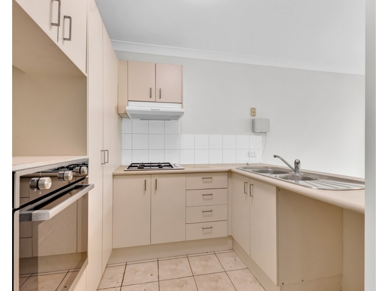 16/9 Lavender Place, Fitzgibbon QLD 4018