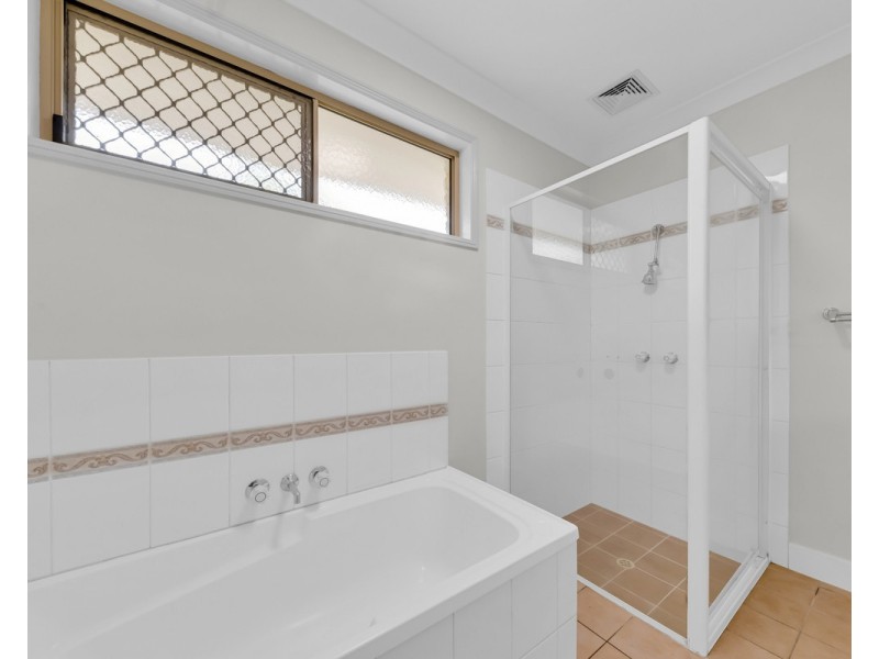 16/9 Lavender Place, Fitzgibbon QLD 4018