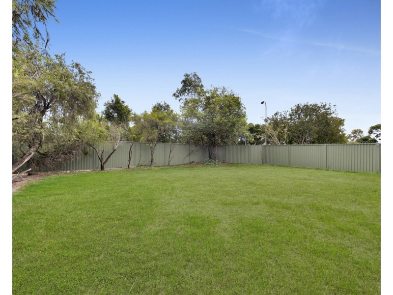 16/9 Lavender Place, Fitzgibbon QLD 4018