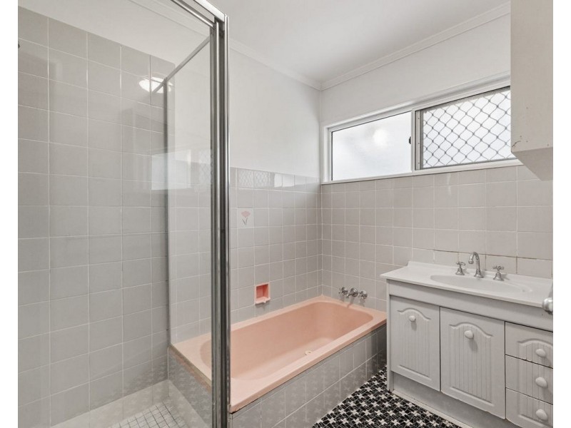 11 Petanne Street, Aspley QLD 4034