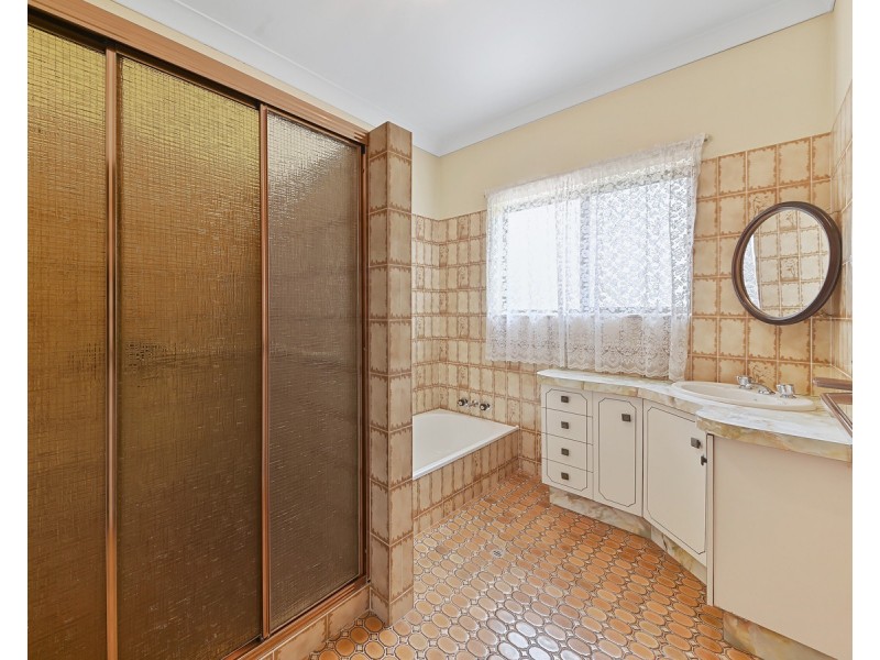 1 Delan Street, Chermside West QLD 4032