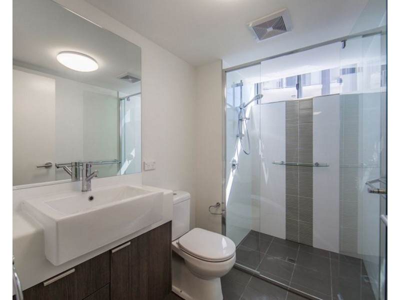 2407/27 Charlotte Street, Chermside QLD 4032