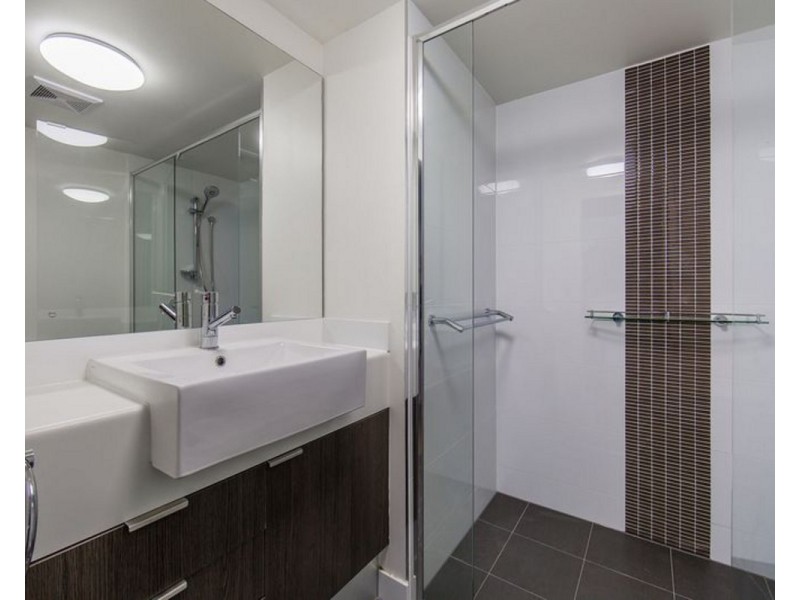 2407/27 Charlotte Street, Chermside QLD 4032