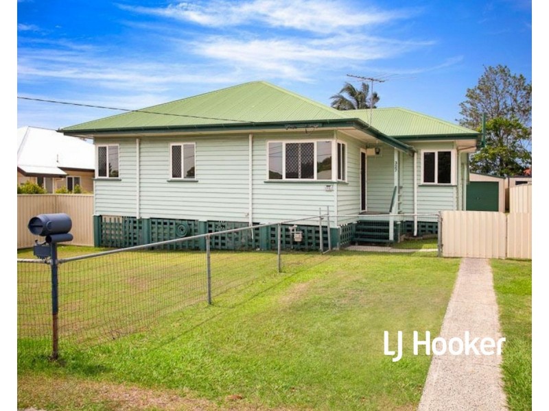 327 Hamilton Road, Chermside QLD 4032