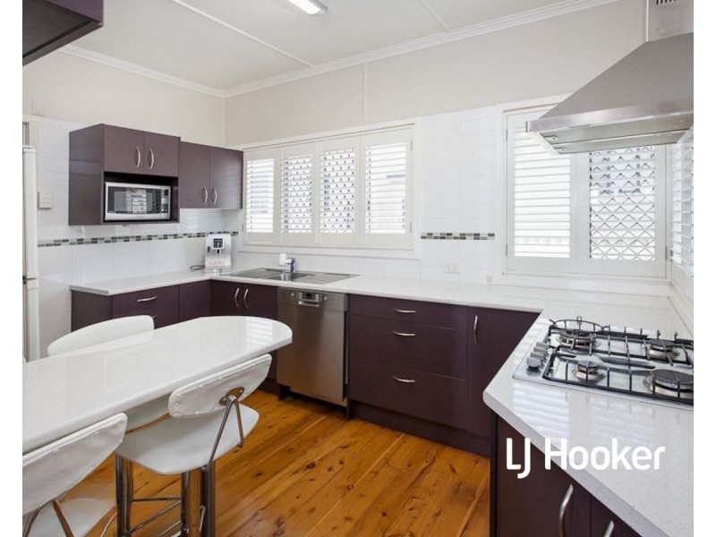 327 Hamilton Road, Chermside QLD 4032