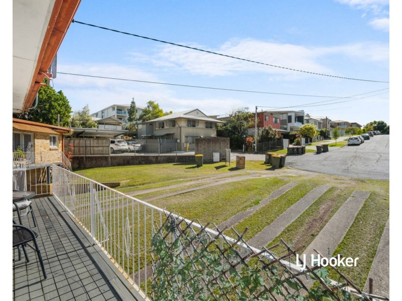 2/23 Bruce Street, Chermside QLD 4032