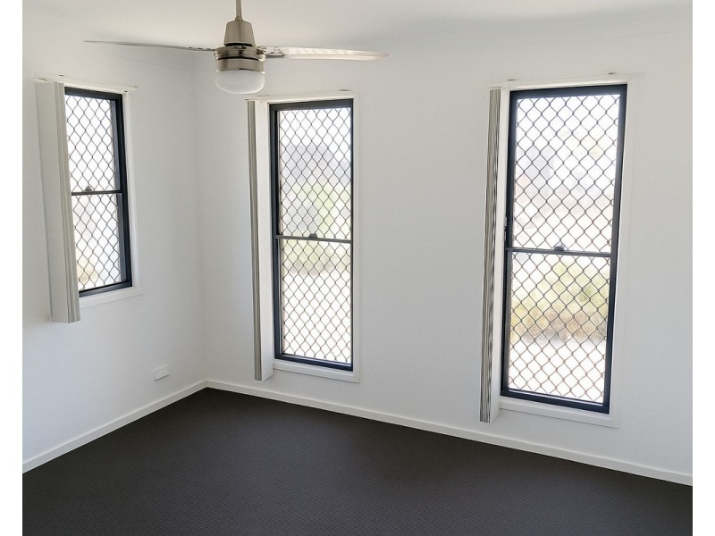 27 Jenolan Lane, Fitzgibbon QLD 4018