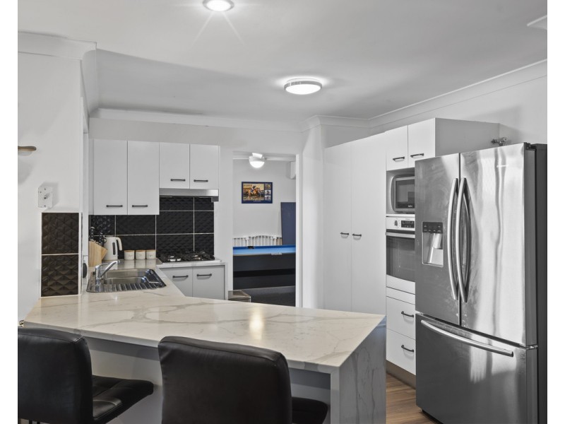 37 Cyperus Crescent, Carseldine QLD 4034