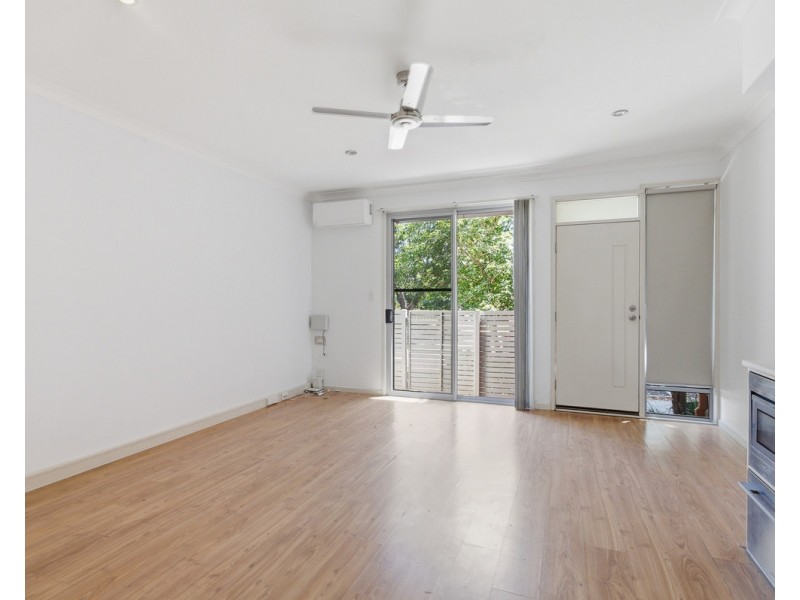 32 Warrumbungle Parade, Fitzgibbon QLD 4018