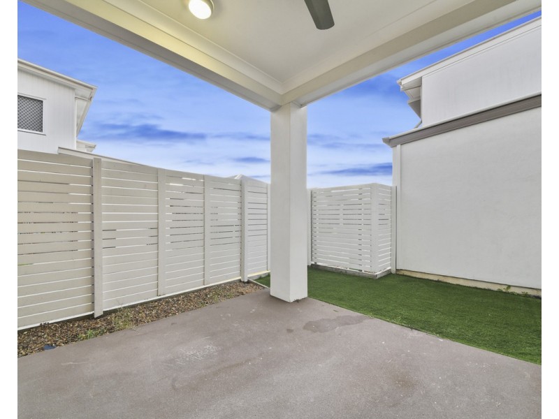 59 Blue Mountains Crescent, Fitzgibbon QLD 4018