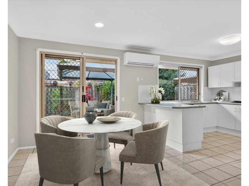 8/5 Hibiscus Circuit, Fitzgibbon QLD 4018