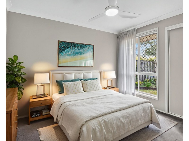 8/5 Hibiscus Circuit, Fitzgibbon QLD 4018