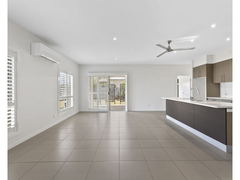 37 Echidna Parade, North Lakes QLD 4509