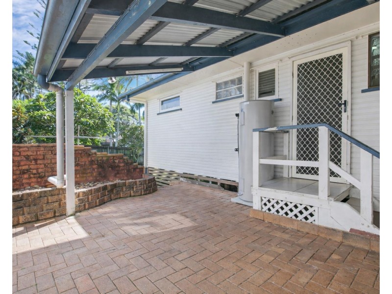 10 Joseph Street, Margate QLD 4019