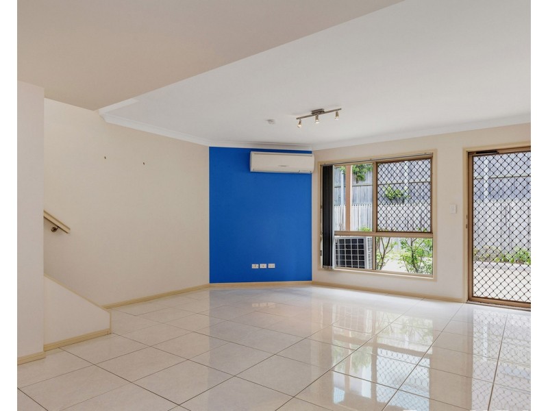 2/58 Sparkes Street, Chermside QLD 4032