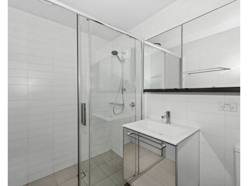 84/27 Cunningham Street, Newstead QLD 4006