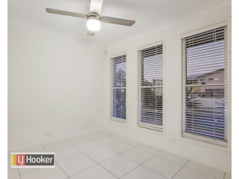 64 Mount Kaputar Avenue, Fitzgibbon QLD 4018