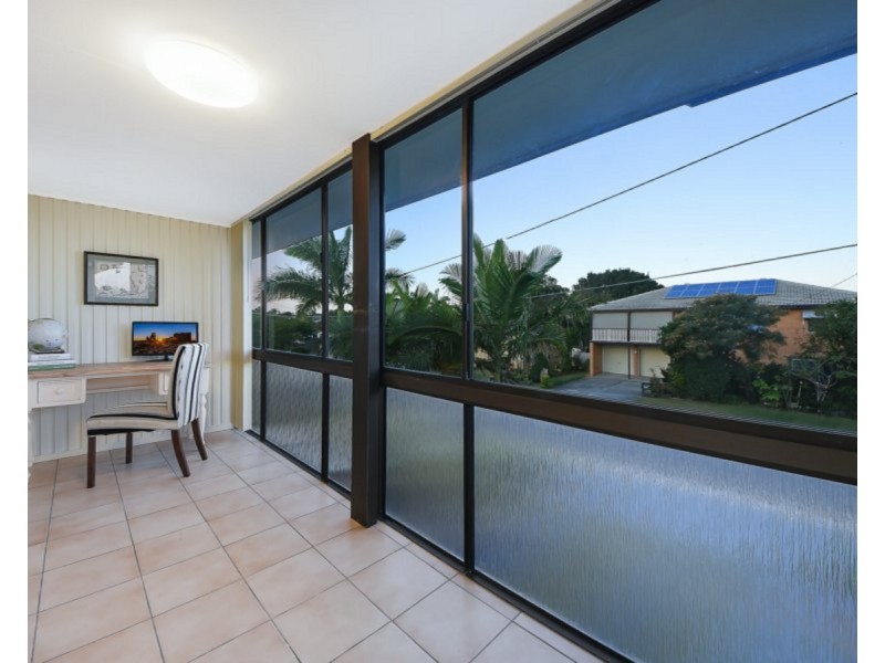22 Fairlane Street, Chermside West QLD 4032