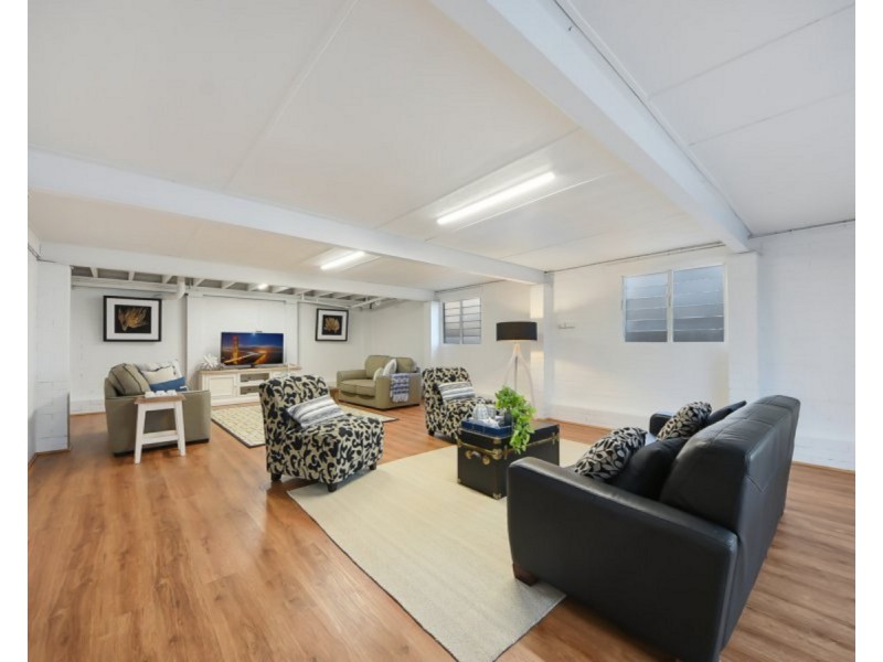 22 Fairlane Street, Chermside West QLD 4032