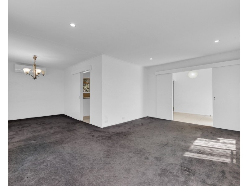 76 Redbourne Street, Chermside West QLD 4032