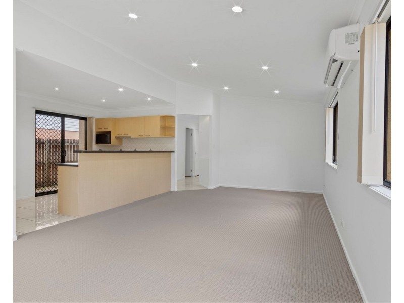 16 Lawley Street, Kedron QLD 4031