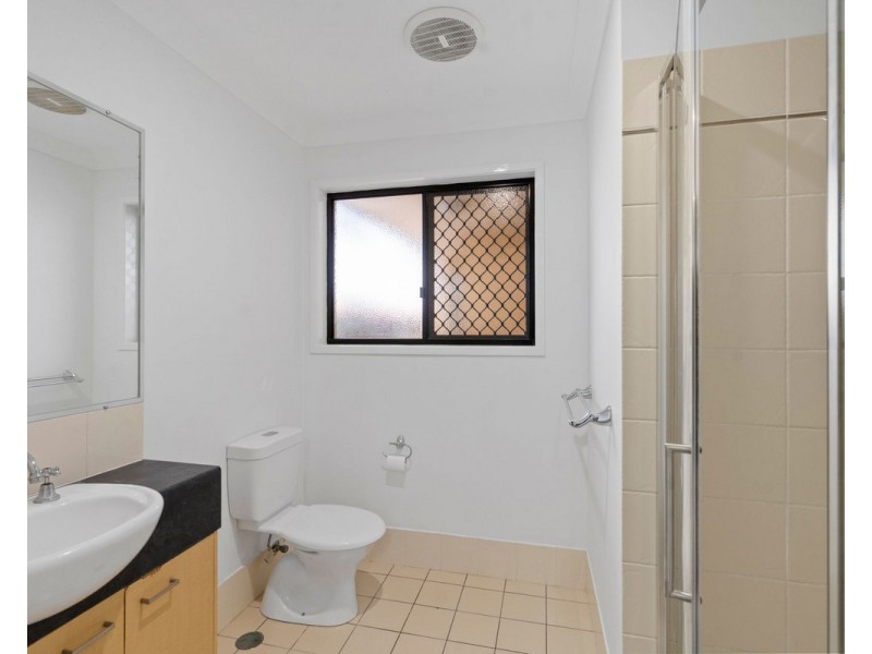 16 Lawley Street, Kedron QLD 4031