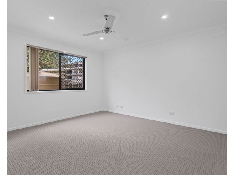 16 Lawley Street, Kedron QLD 4031