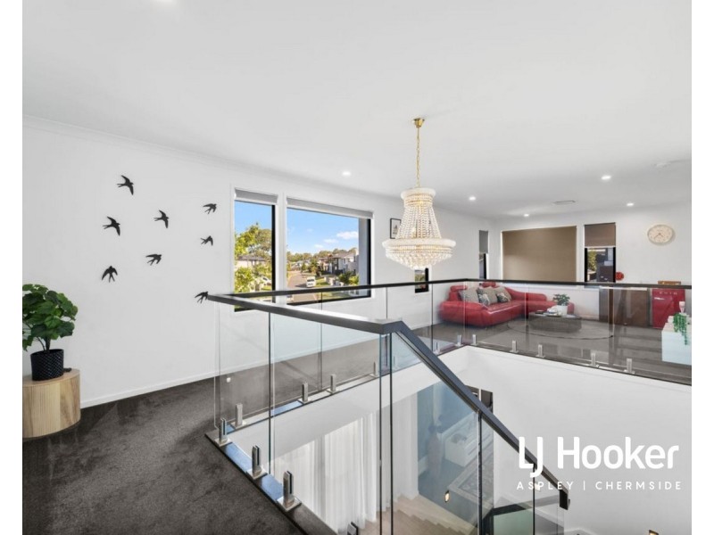 29 Executive Way, Bridgeman Downs QLD 4035