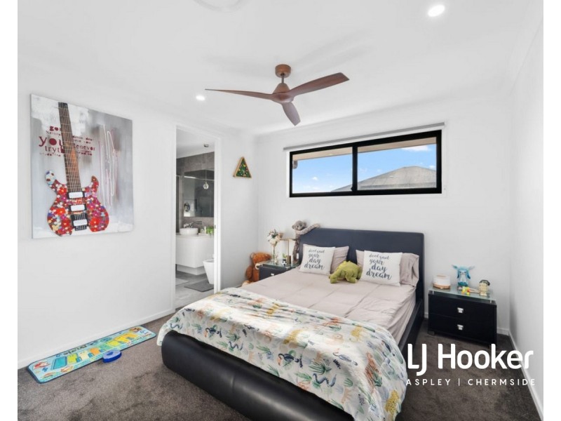 29 Executive Way, Bridgeman Downs QLD 4035