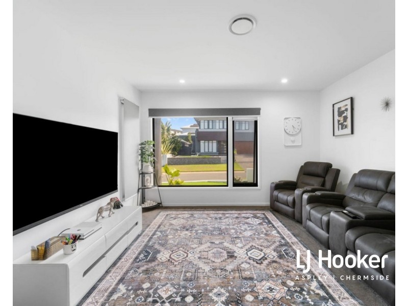 29 Executive Way, Bridgeman Downs QLD 4035