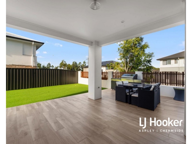 29 Executive Way, Bridgeman Downs QLD 4035