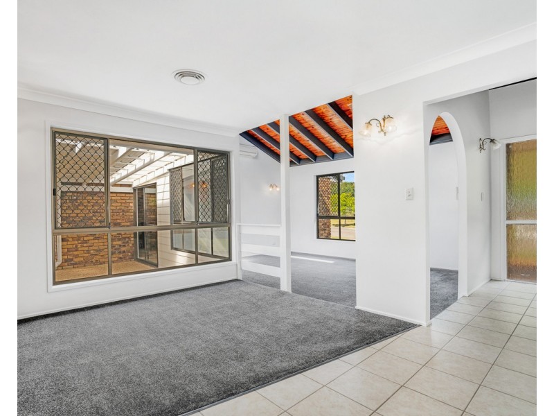 25 Stonycroft Street, Aspley QLD 4034