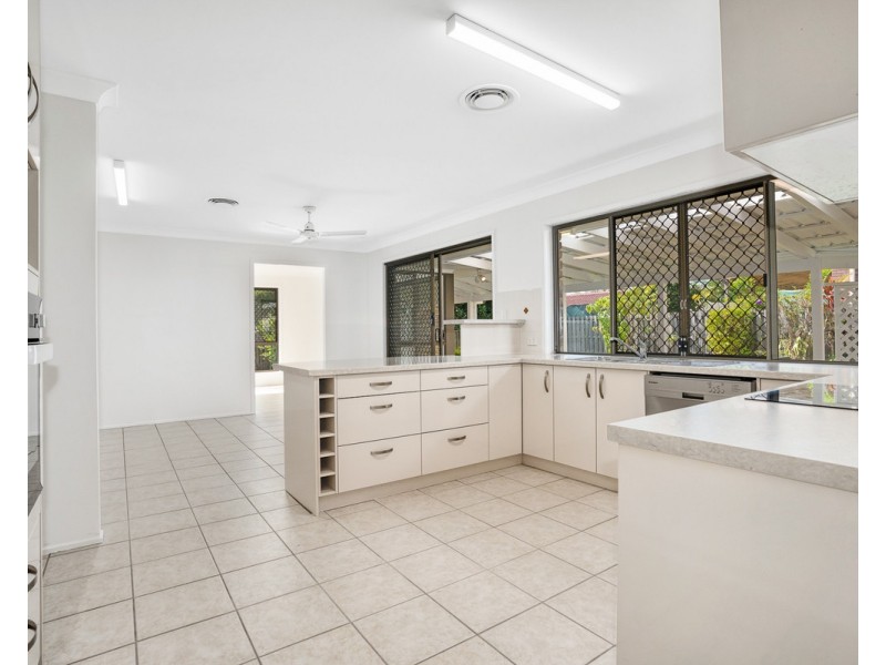 25 Stonycroft Street, Aspley QLD 4034