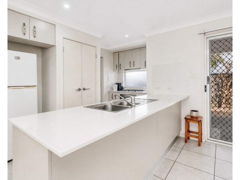 27/111 Cowie Road, Carseldine QLD 4034