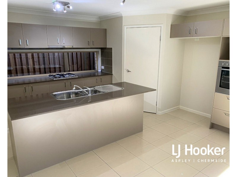 16 Cape Arid Park Way, Fitzgibbon QLD 4018