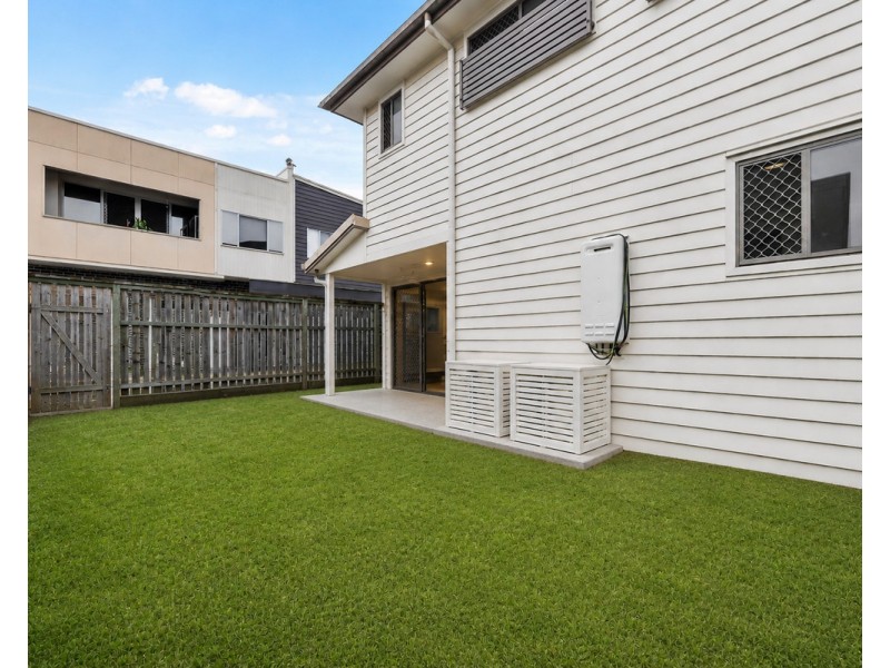 6 Millstream Lane, Fitzgibbon QLD 4018