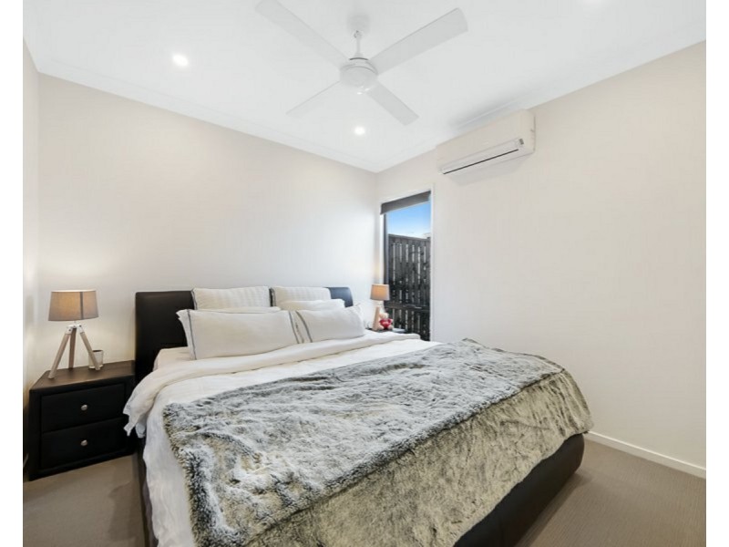 8 Beagle Street, Fitzgibbon QLD 4018