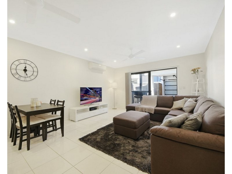 8 Beagle Street, Fitzgibbon QLD 4018