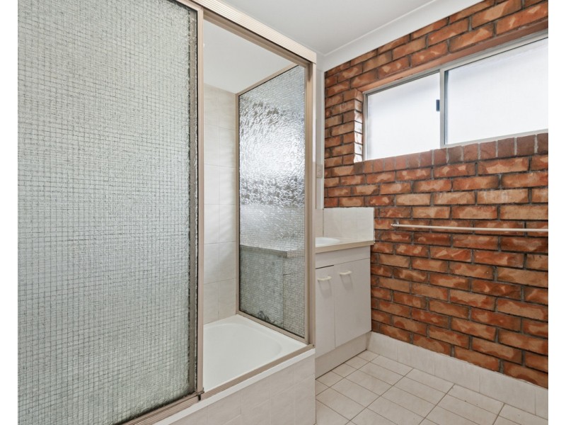 2/12 Bassano Street, Geebung QLD 4034