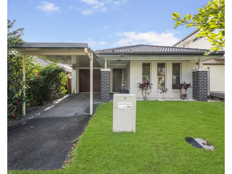 7 Windjana Crescent, Fitzgibbon QLD 4018