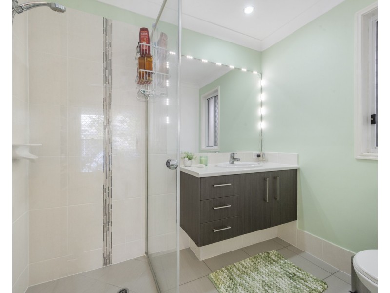 7 Windjana Crescent, Fitzgibbon QLD 4018