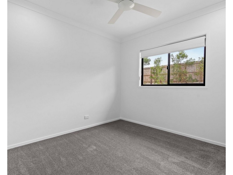 16 Redberry Crescent, Morayfield QLD 4506