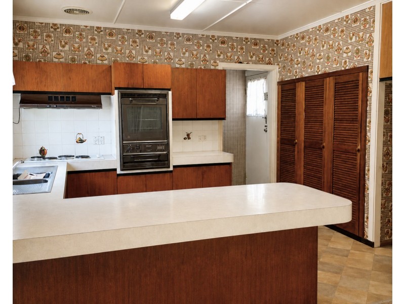 34 Curwen Terrace, Chermside QLD 4032