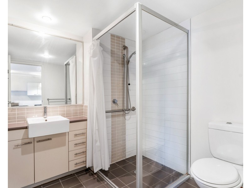 207/392 Hamilton Road, Chermside QLD 4032