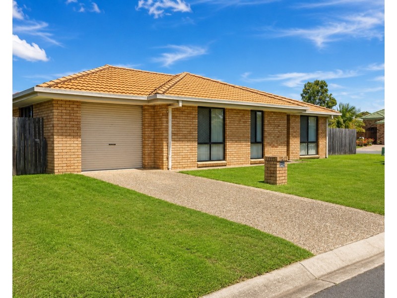 8 Applegum Place, Fitzgibbon QLD 4018
