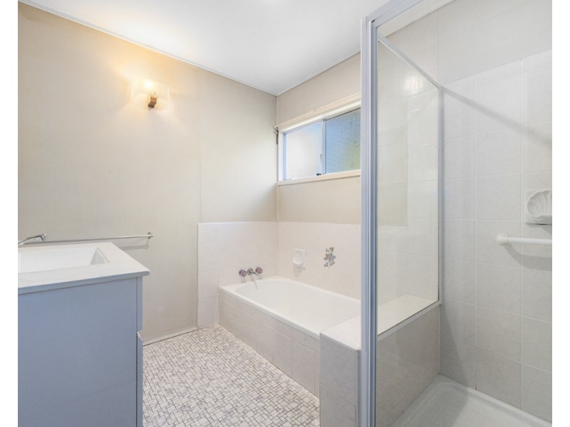 14 Lucan Avenue, Aspley QLD 4034