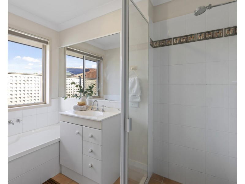 15 Cooksland Crest, North Lakes QLD 4509