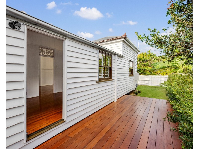 72 Park Avenue, Clayfield QLD 4011